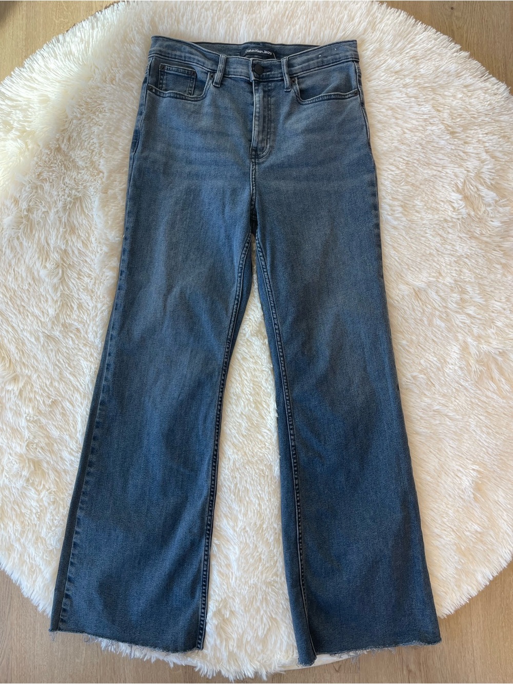 Calvin Klein Jeans Wide-Leg High-Rise Denim in Dark Blue